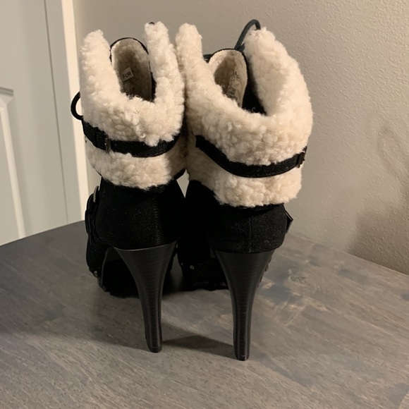 Baby Phat Bonnie Suede Platform Ankle Boots with Faux Fur NWOT - Picture 6 of 12